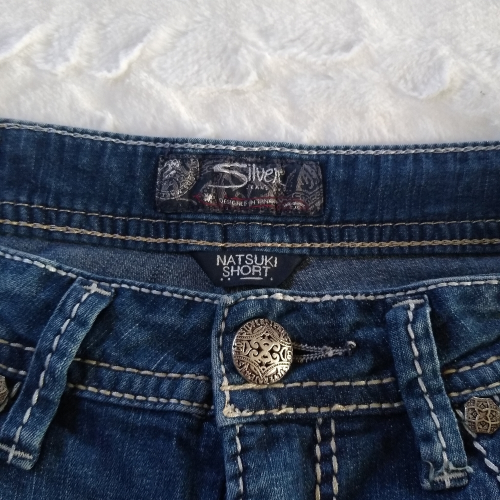 Silver Natsuki Shorts - Picture 5 of 8